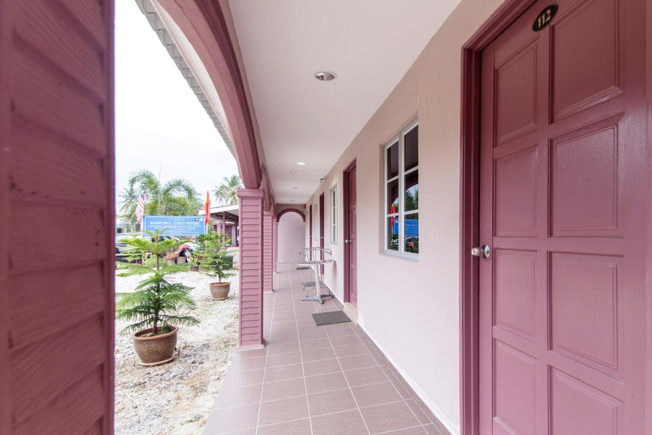 Kampung Guest House Pantai Cenang  Ngoại thất bức ảnh
