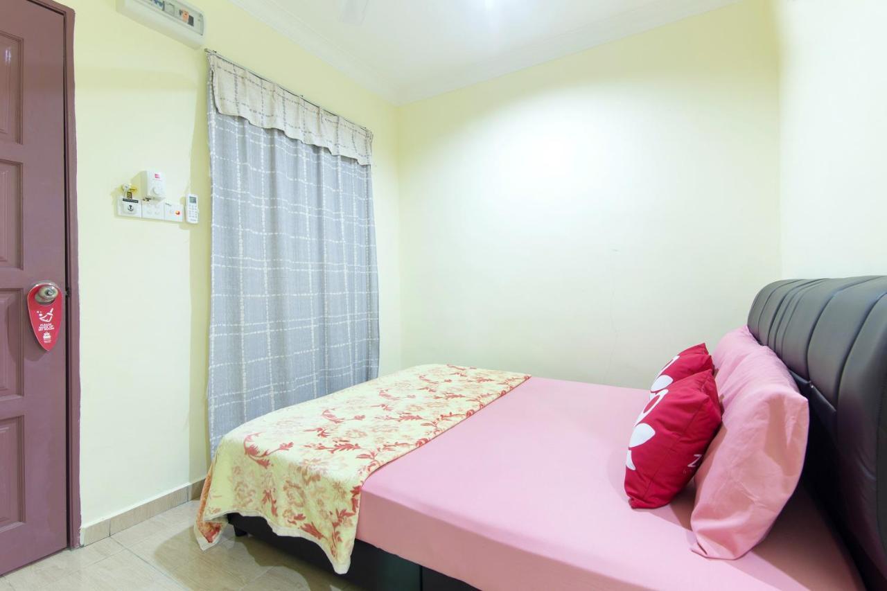 Kampung Guest House Pantai Cenang  Ngoại thất bức ảnh
