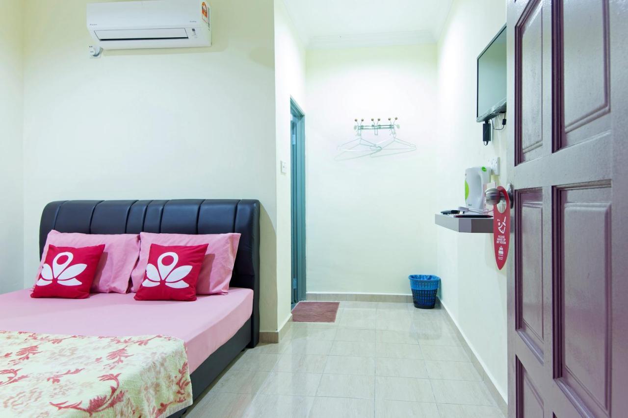 Kampung Guest House Pantai Cenang  Ngoại thất bức ảnh